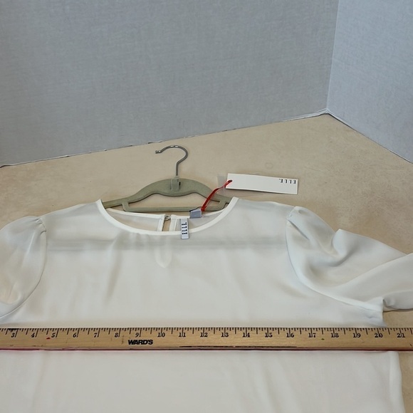 Elle White Blouse with Flare Sleeve and bottom.  Size M - Picture 5 of 8